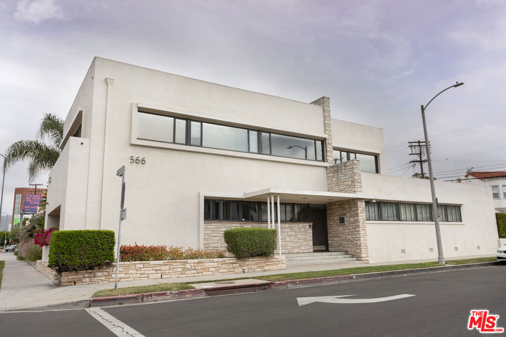 566 S San Vicente Boulevard 101-s Property Photo 2