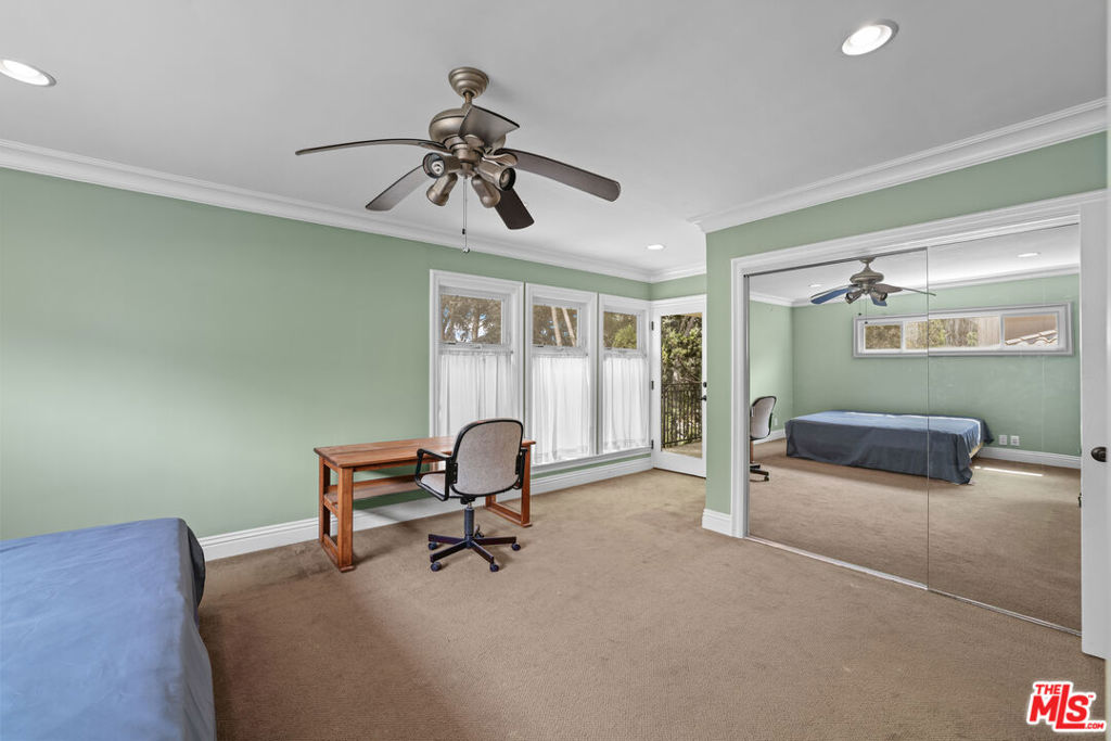 833 15th Street Property Photo 11