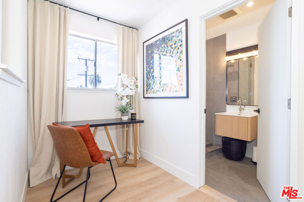 13123 W Washington Boulevard Property Photo 7