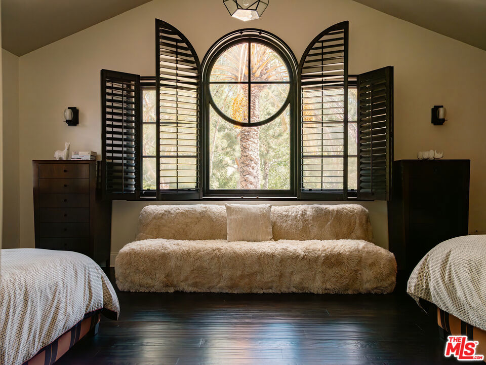 12705 Chalon Road Property Photo 25