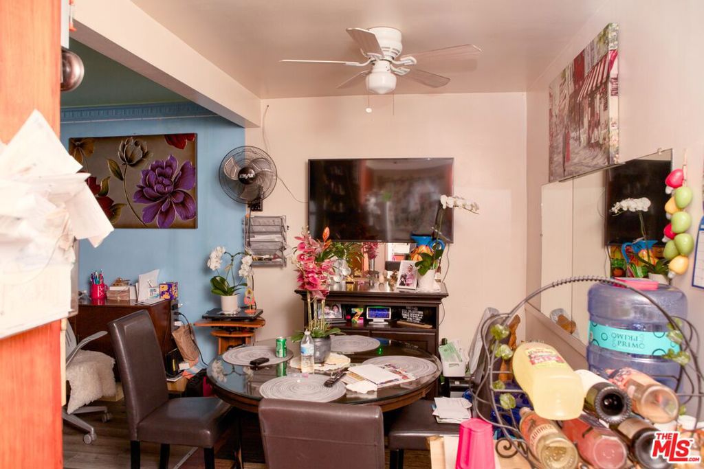 541 S Normandie Avenue Property Photo 10