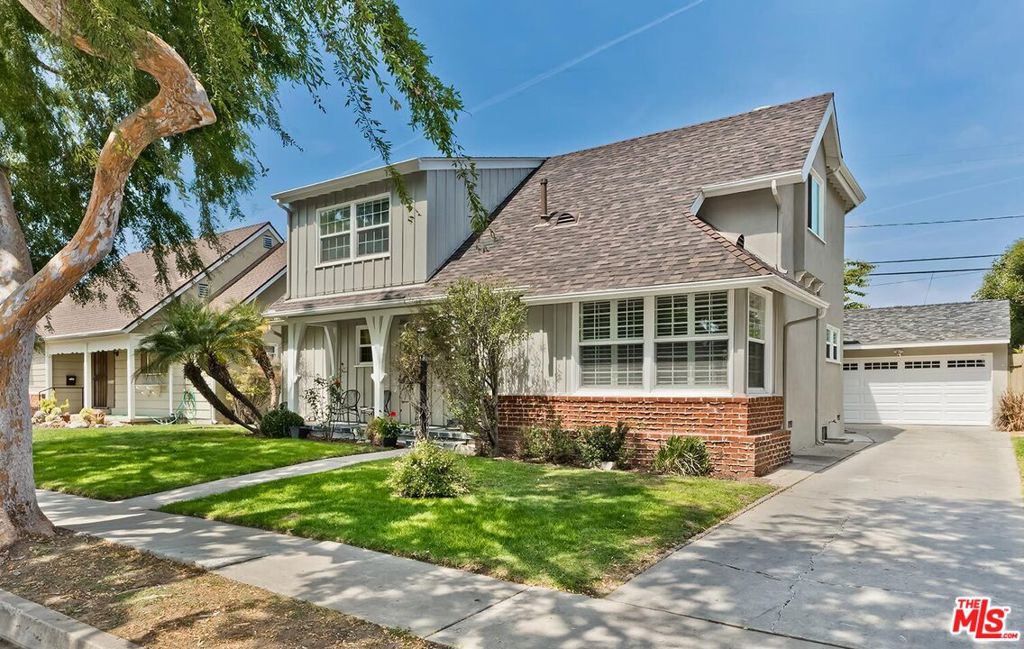 11205 Huntley Place Property Photo