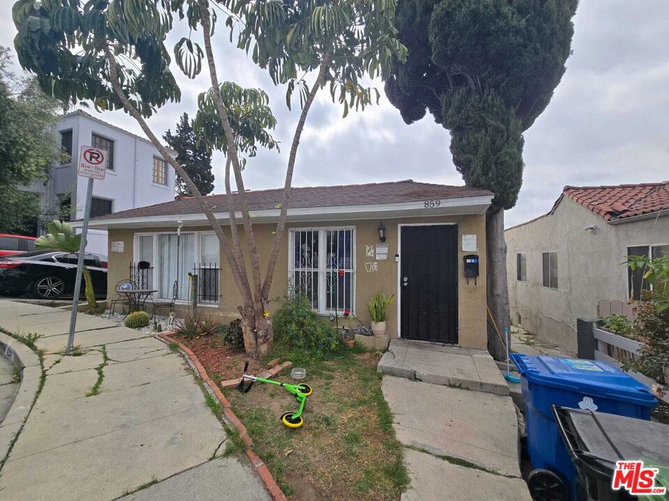 857 Serrano Place Property Photo 1