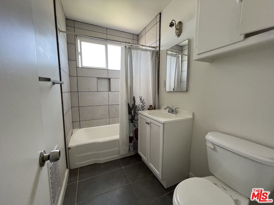 5533 W Jefferson Boulevard Property Photo 24