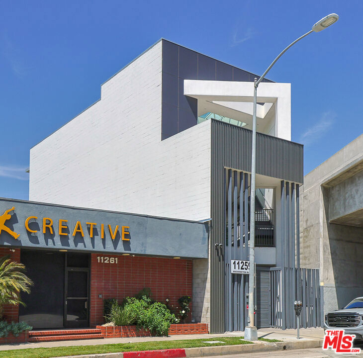 11259 W Washington Boulevard Property Photo 12