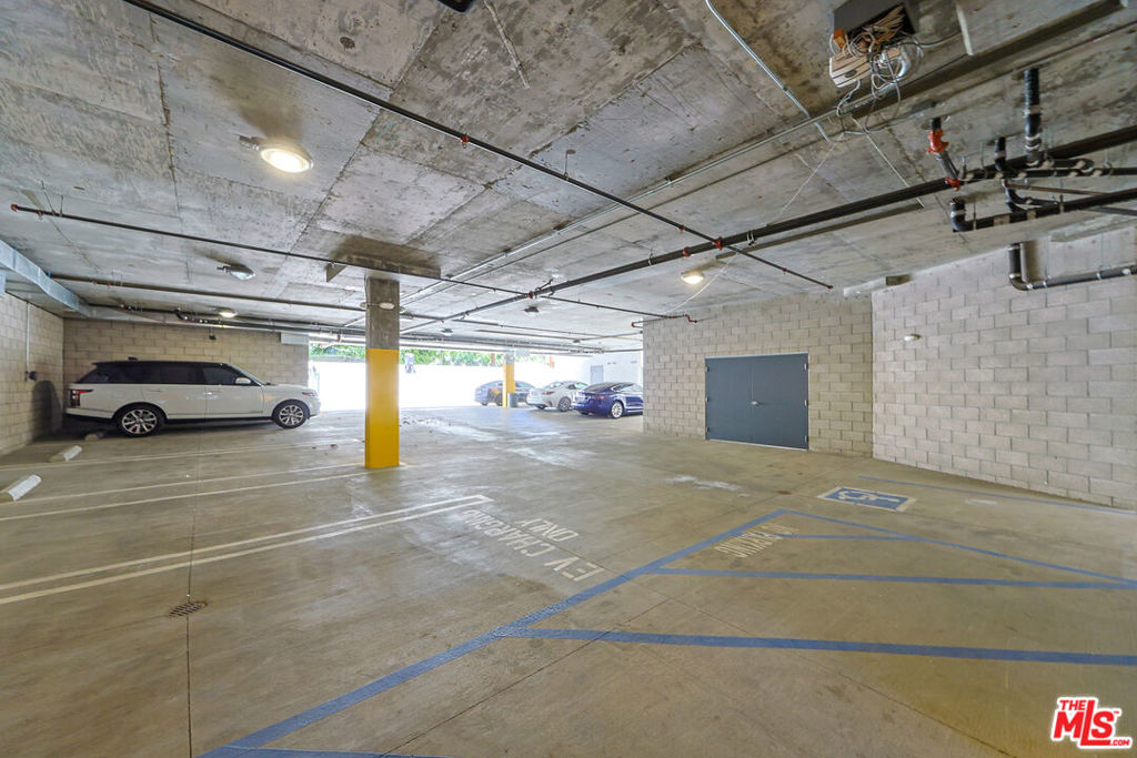 11259 W Washington Boulevard Property Photo 34