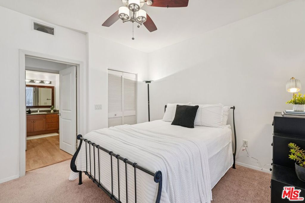 100 S Alameda Street 234 Property Photo 10