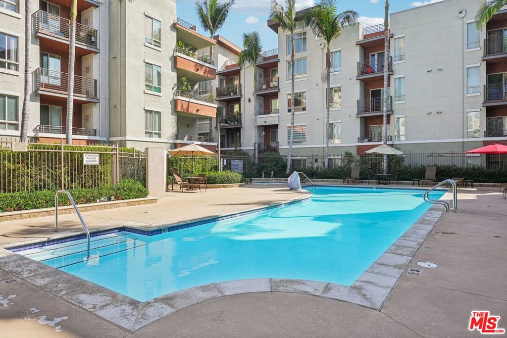 100 S Alameda Street 234 Property Photo 18