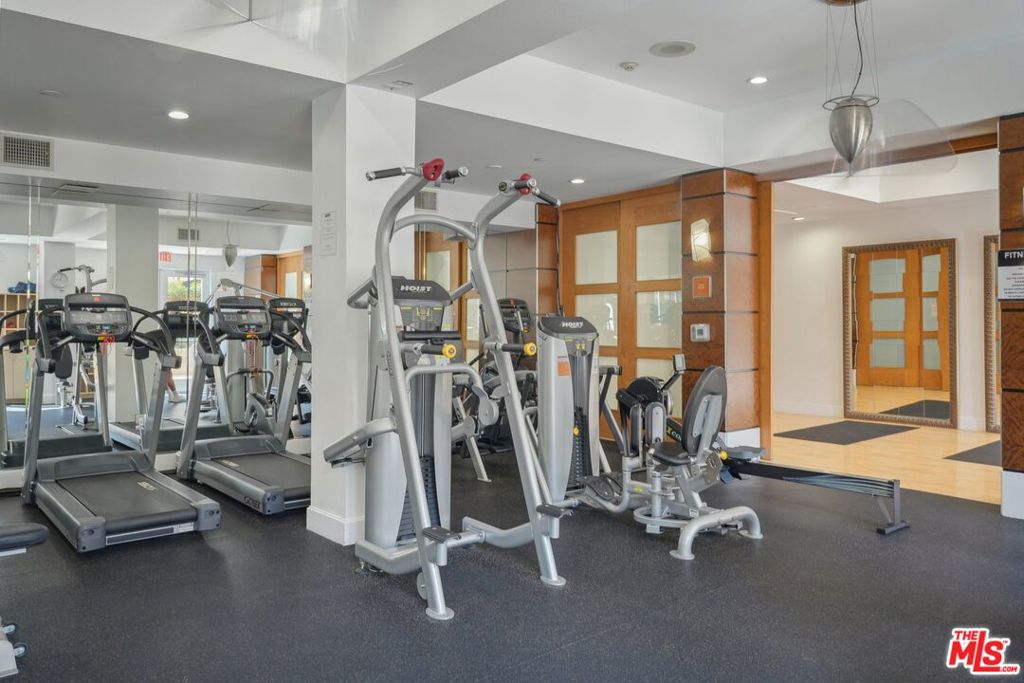 100 S Alameda Street 234 Property Photo 25