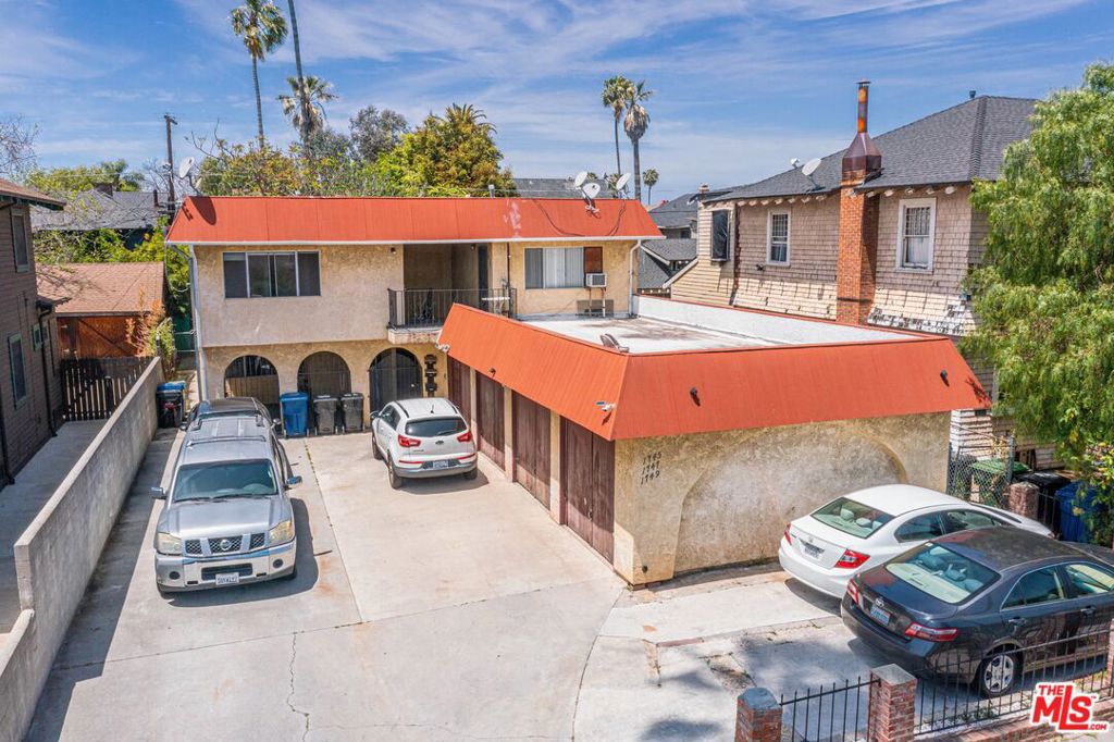 1745 S Harvard Boulevard Property Photo 1