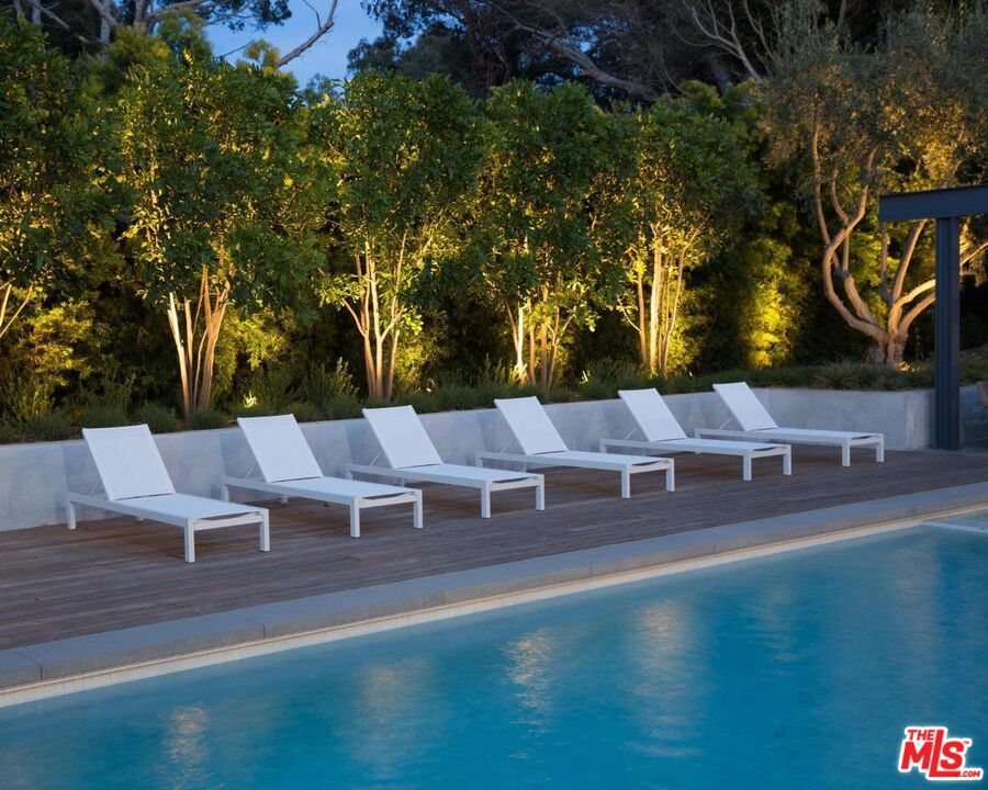 7310 Birdview Avenue Property Photo 18