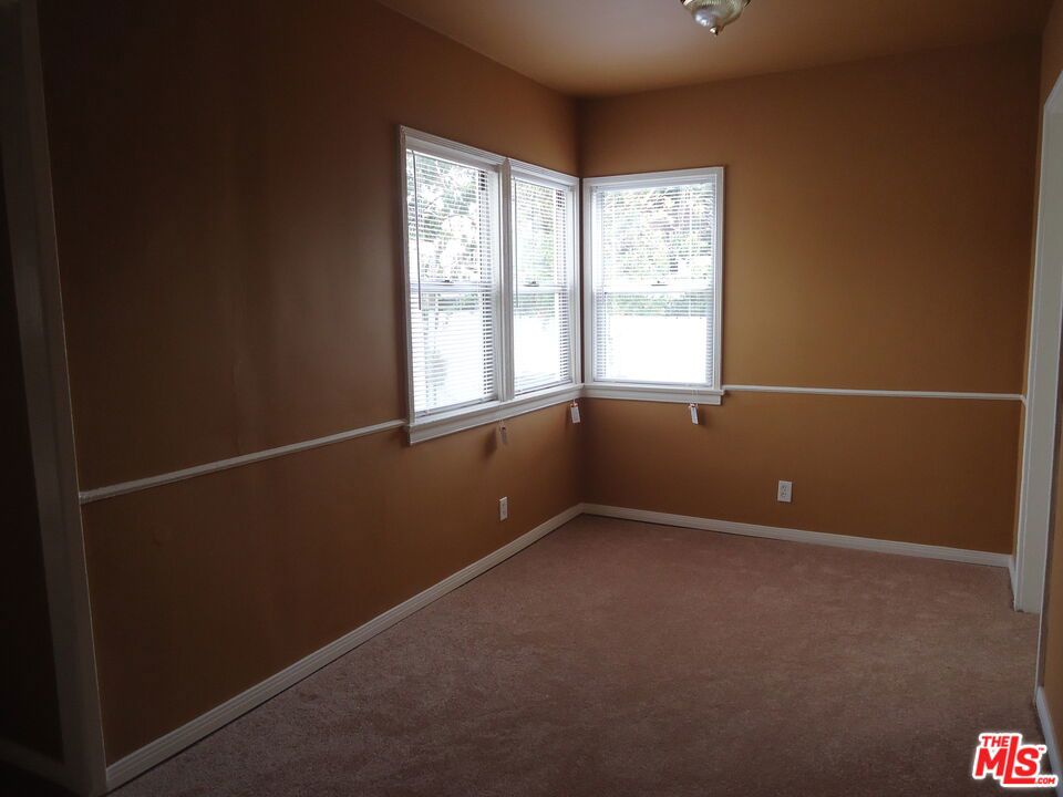 8464 Byrd Avenue Property Photo 6