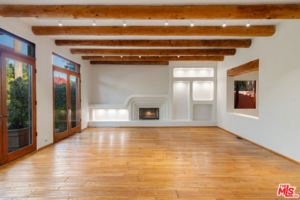 23351 Malibu Colony Road 108a Property Photo 11