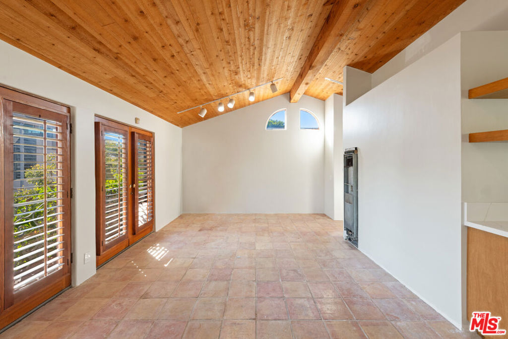 23351 Malibu Colony Road 108a Property Photo 30