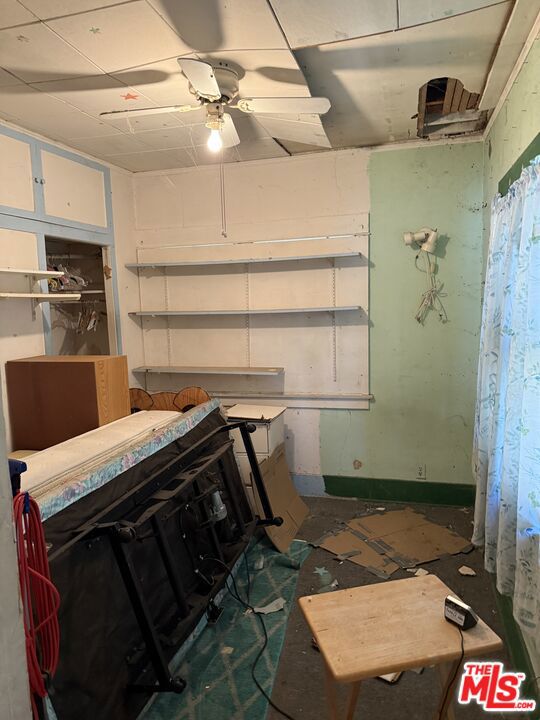 5013 N Huntington Drive Property Photo 13