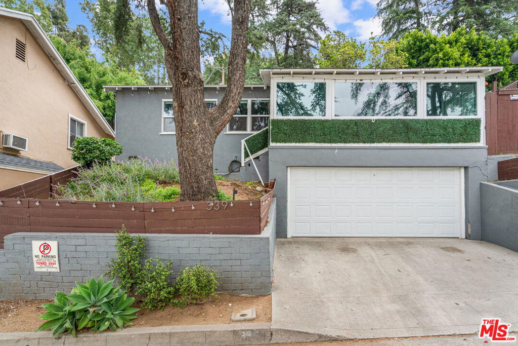 339 Mission Road A & B Property Photo 1