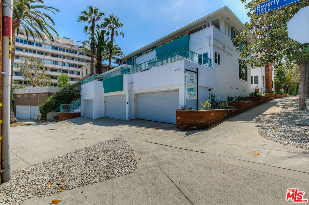 1301 S Beverly Glen Boulevard Property Photo 1