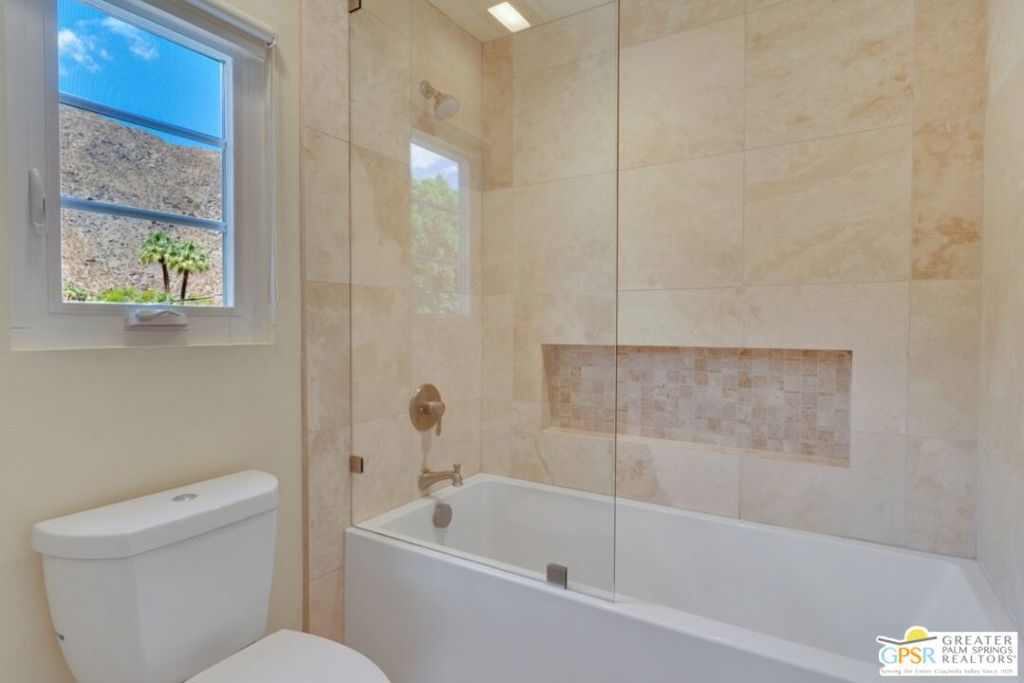 307 W Arenas Road Property Photo 25