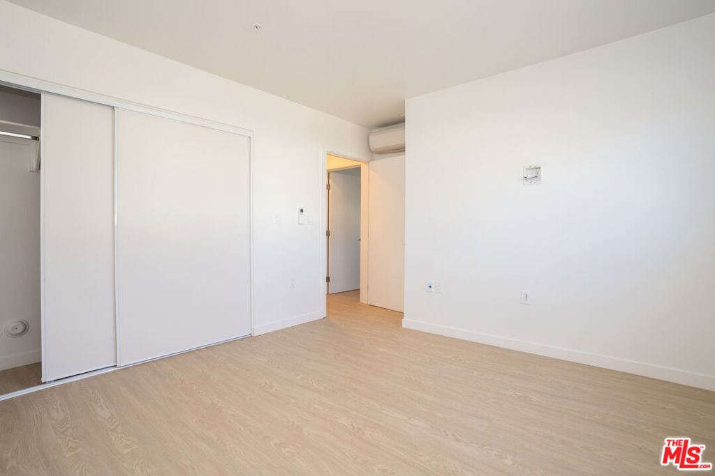 847 S Sherbourne Drive Property Photo 20