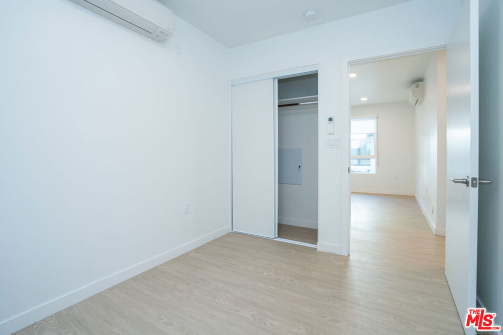 847 S Sherbourne Drive Property Photo 22