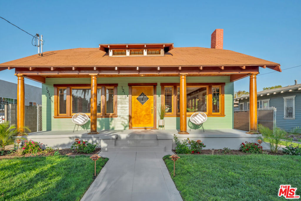 1216 N Mariposa Avenue Property Photo 1