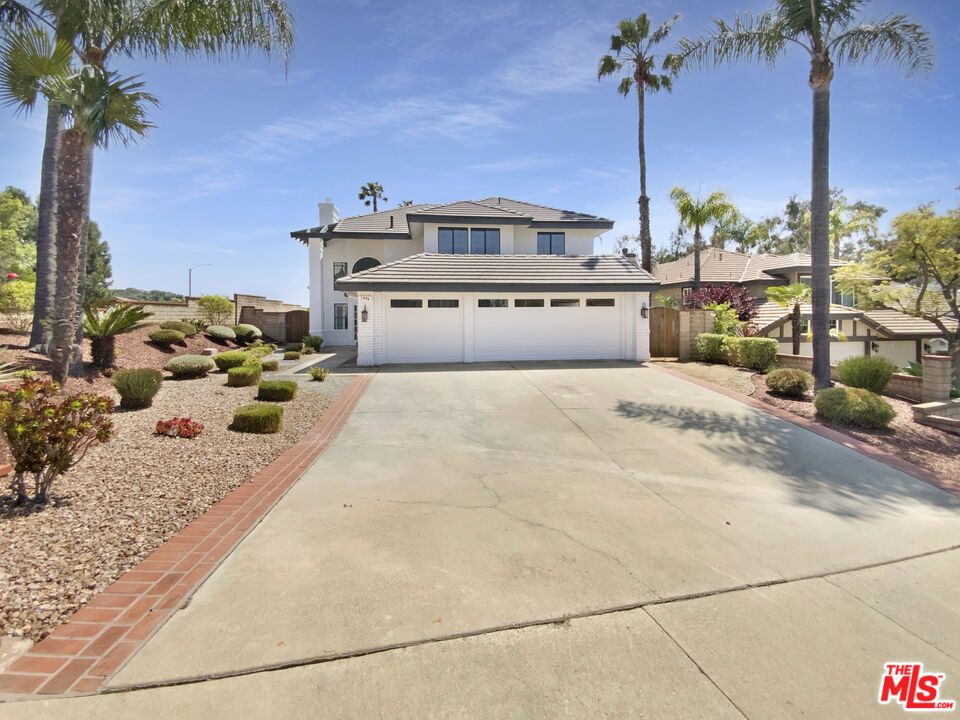 5996 Birdie Drive Property Photo 1