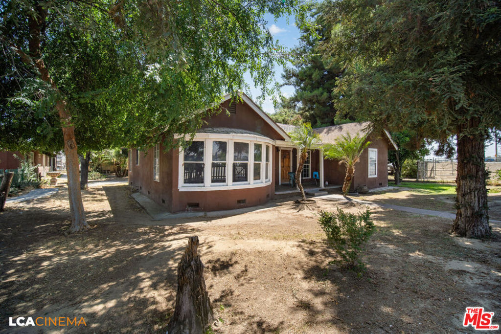 1575 Olive Drive Property Photo 15