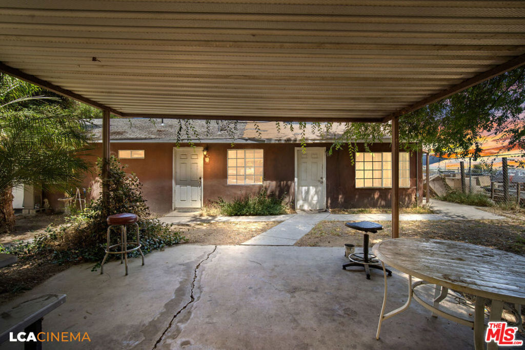1575 Olive Drive Property Photo 17