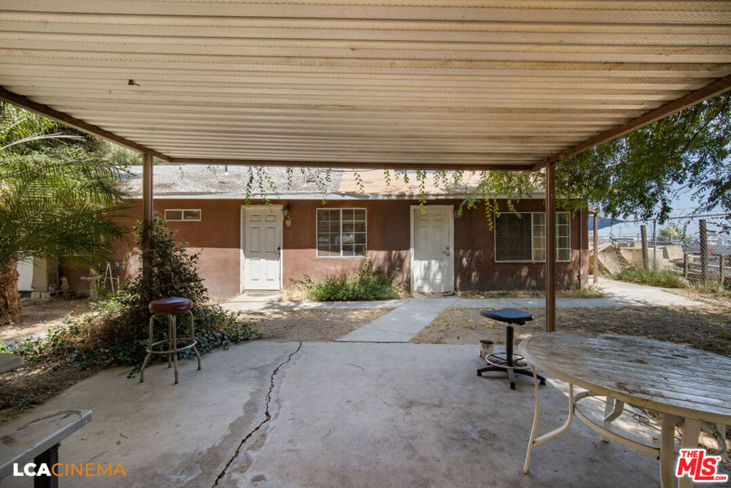1575 Olive Drive Property Photo 22
