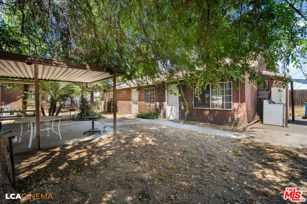 1575 Olive Drive Property Photo 27