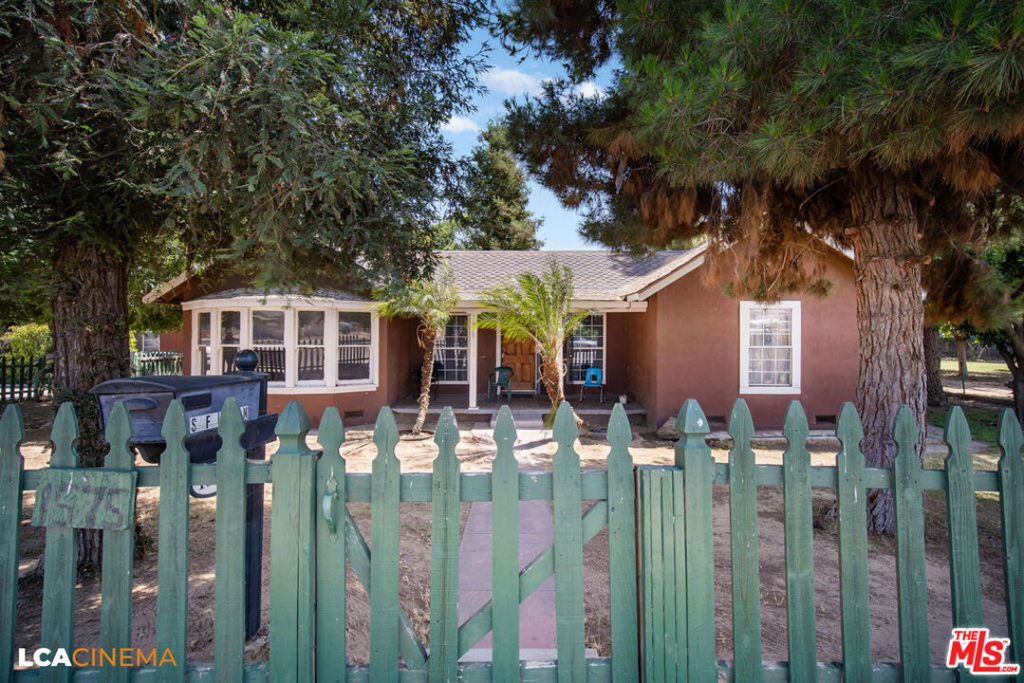 1575 Olive Drive Property Photo 31