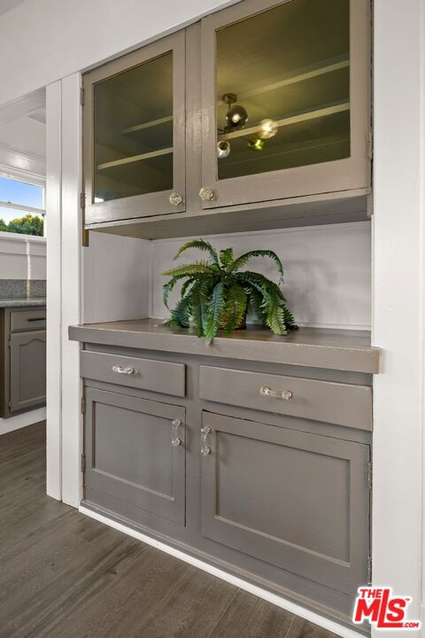 6117 York Boulevard Property Photo 12