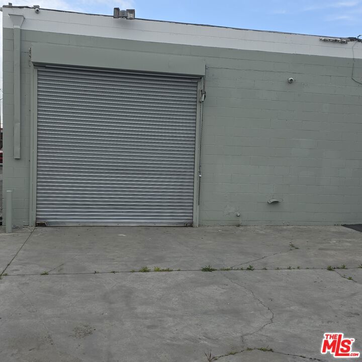 455 E Alondra Boulevard Property Photo 19