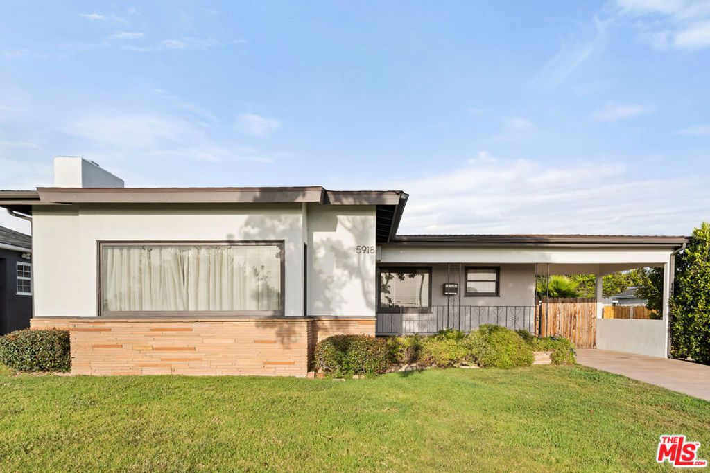 5918 S La Cienega Boulevard Property Photo
