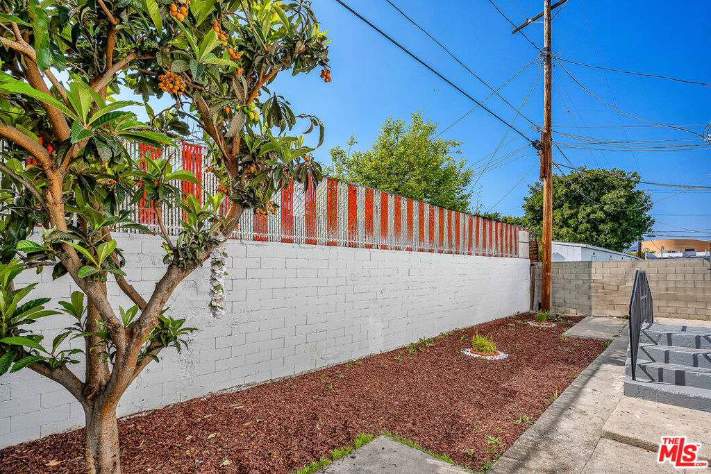 123 S Westmoreland Avenue Property Photo 25