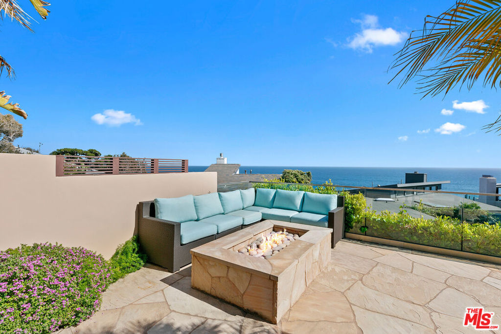 31522 Broad Beach Road Property Photo 25