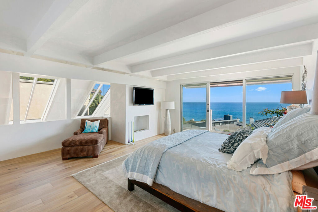 31522 Broad Beach Road Property Photo 29