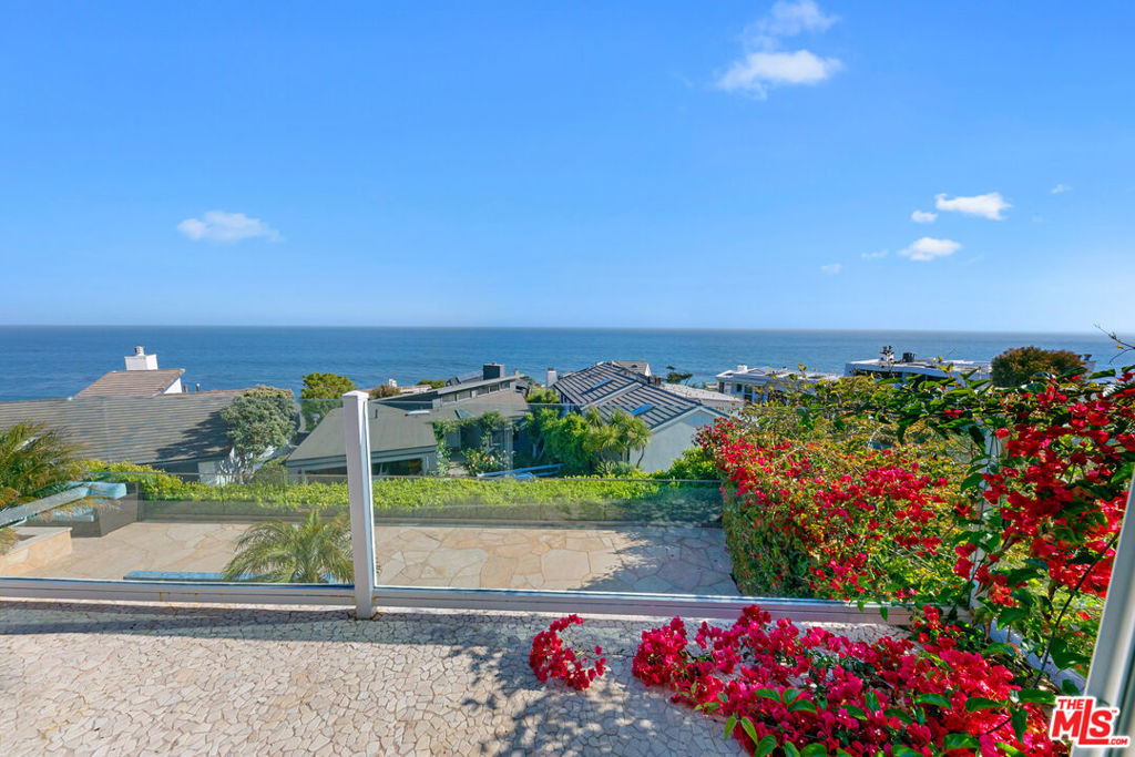 31522 Broad Beach Road Property Photo 35