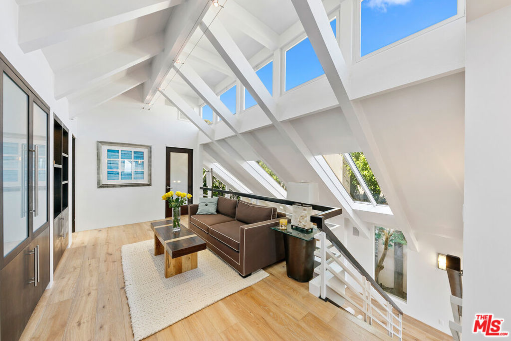 31522 Broad Beach Road Property Photo 37