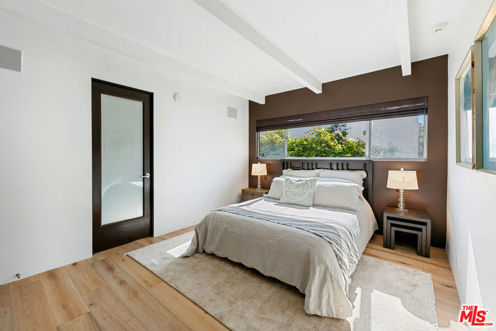 31522 Broad Beach Road Property Photo 38