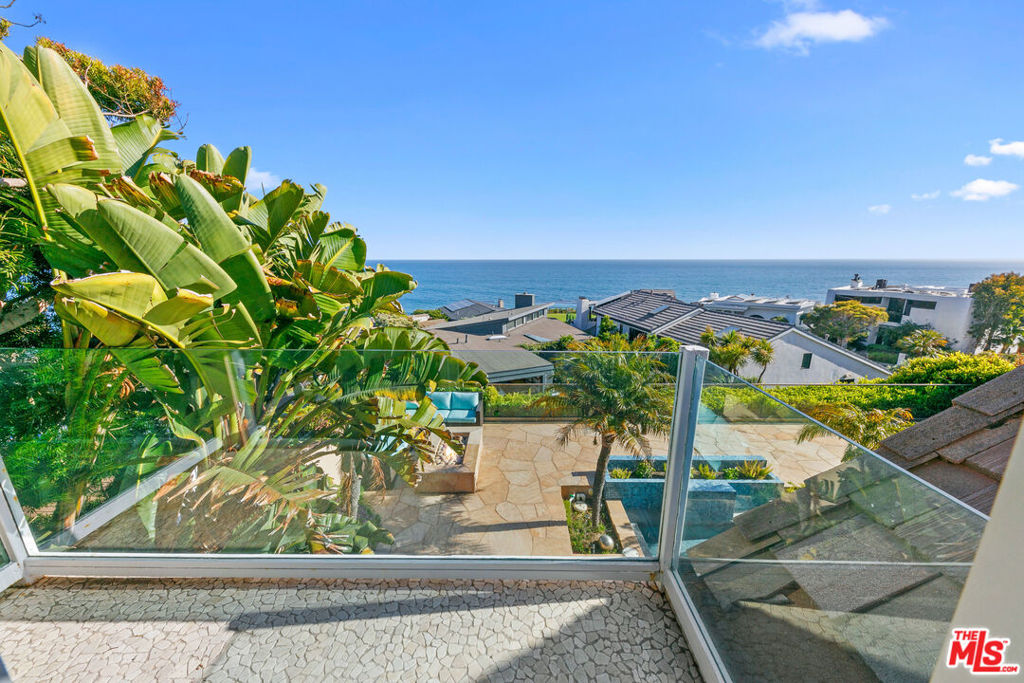 31522 Broad Beach Road Property Photo 43