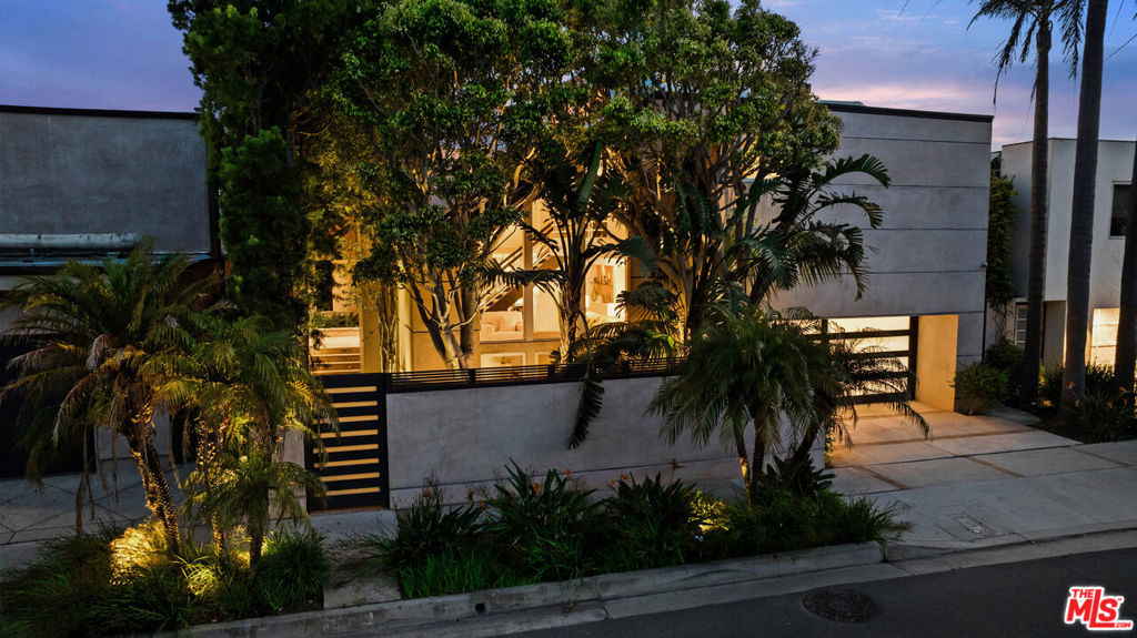 31522 Broad Beach Road Property Photo 47