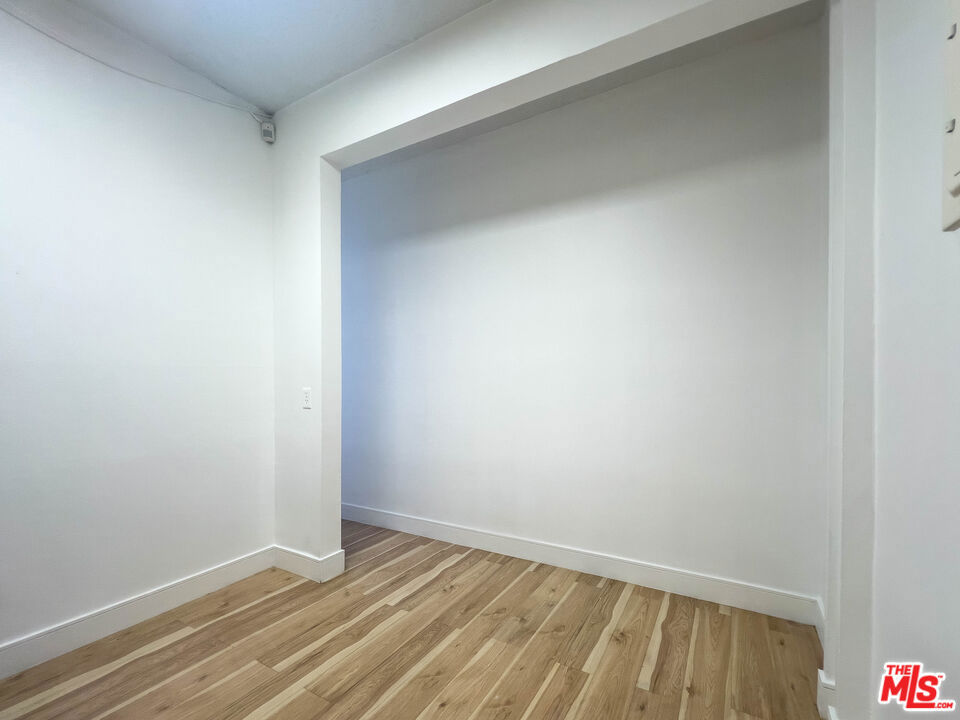 5106 Hollywood Boulevard 103 Property Photo 6