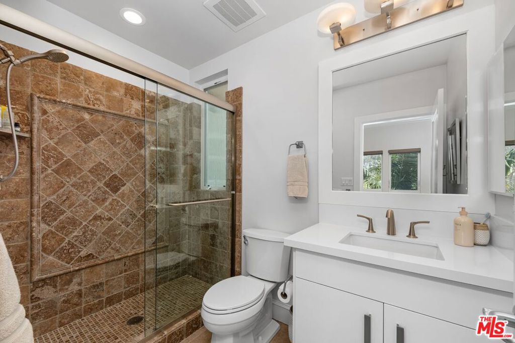 6099 S Seabluff Drive Property Photo 30