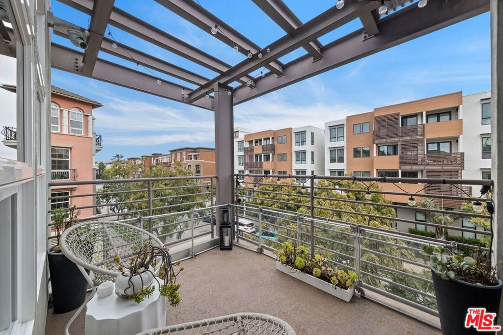 6099 S Seabluff Drive Property Photo 36