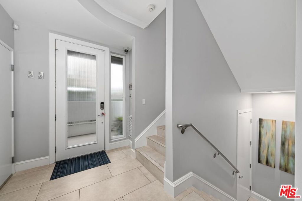 6099 S Seabluff Drive Property Photo 40