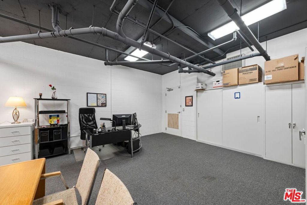 6099 S Seabluff Drive Property Photo 42