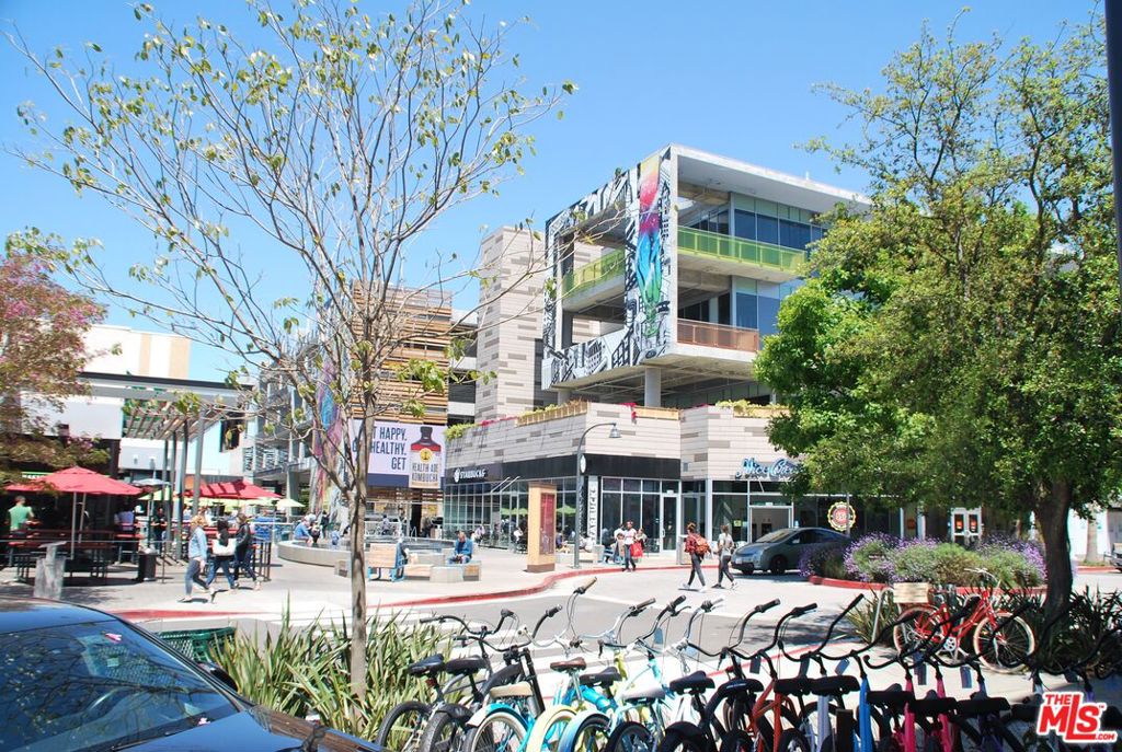 6099 S Seabluff Drive Property Photo 50