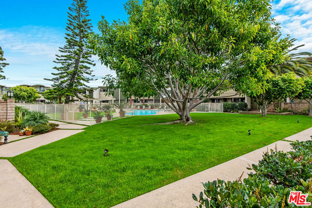 4801 La Villa Marina C Property Photo 36