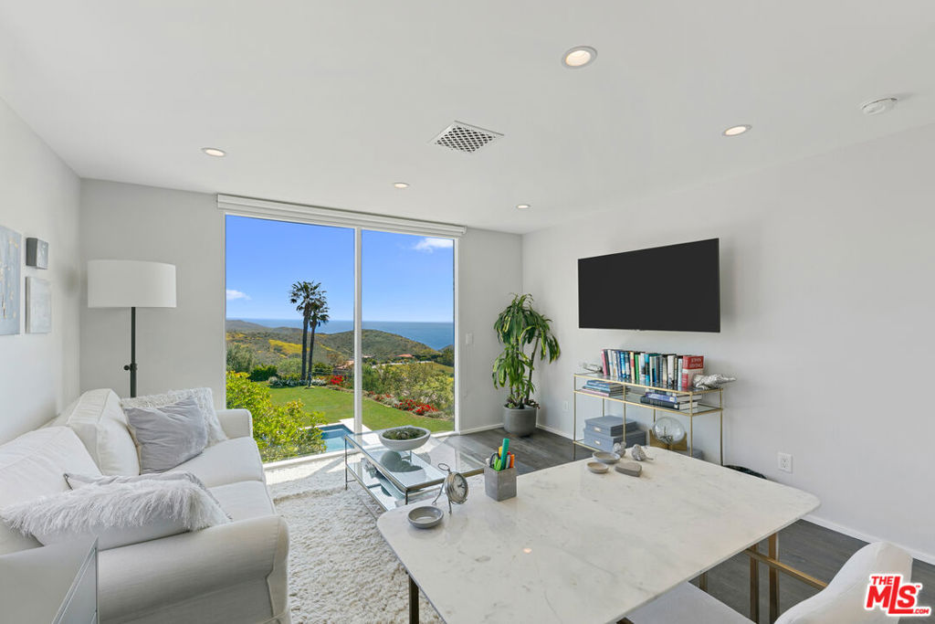 27450 Calicut Road Property Photo 43